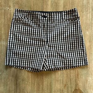 White House Black Market The 5" Short Plaid Gingham Print Size 2 Black White